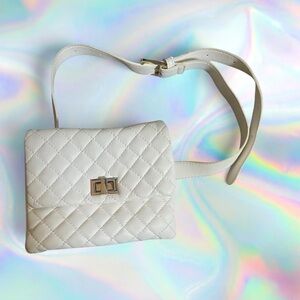 Chic Quilted White Crossbody / Belt Conversion Bag with Gold Chain